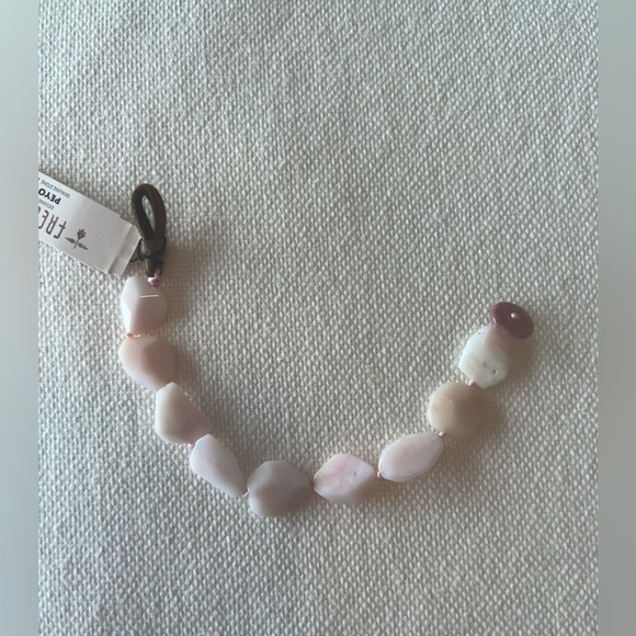 NWT Peyote Bird Free Spirit Rose Quartz Bracelet Button Loop Closure Leather - Picture 4 of 15